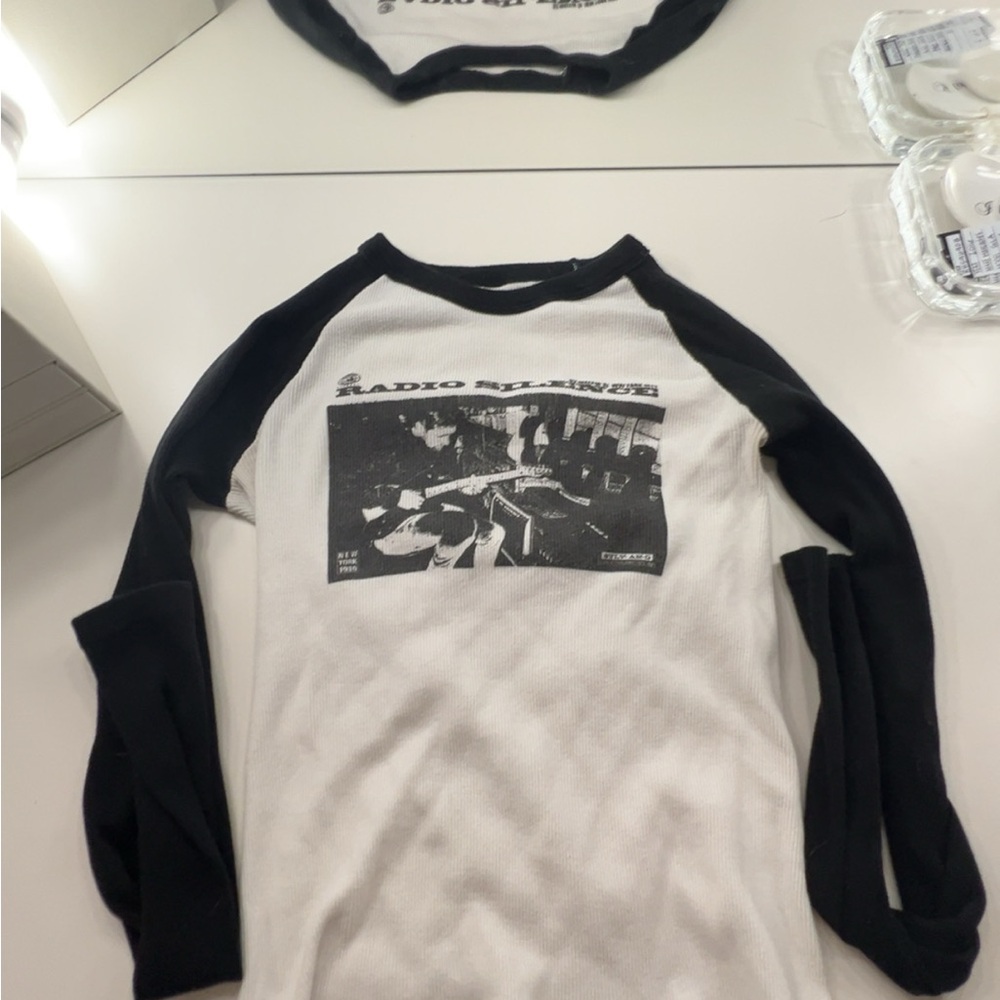 Brandy Melville Black and White Ribbed Top